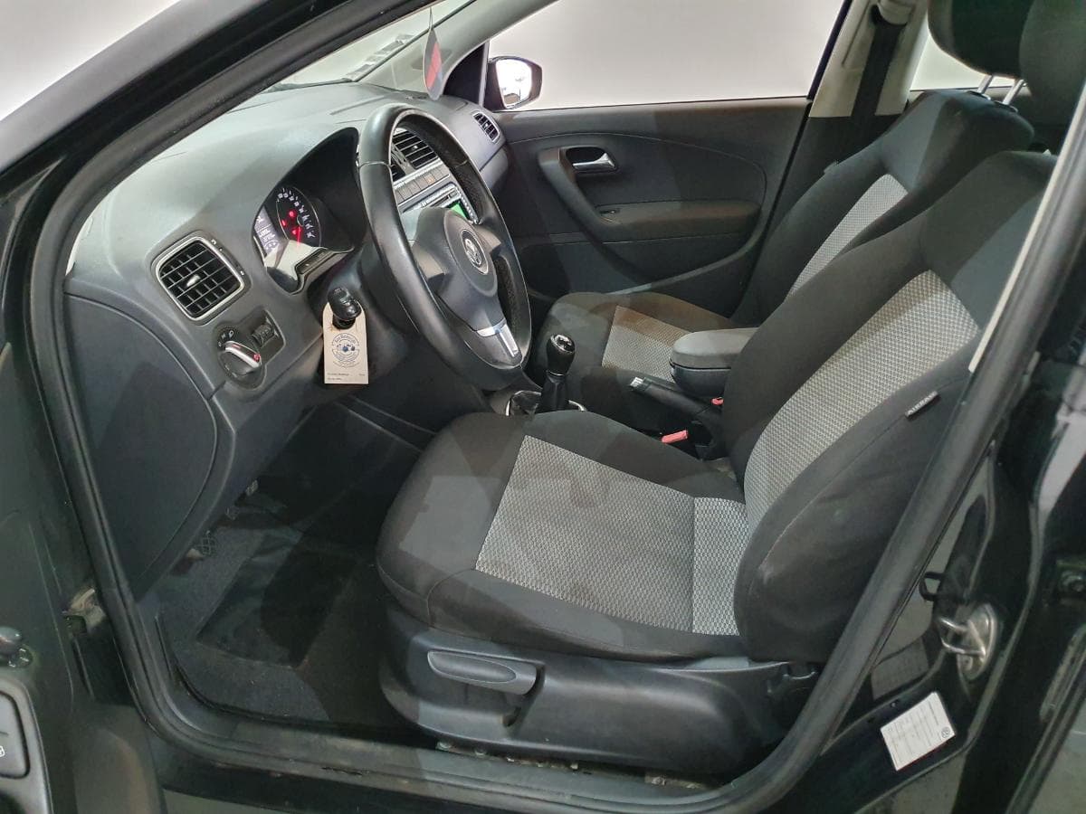 Volkswagen Polo 1.2 TDI · Ano 2012 — imagen 20