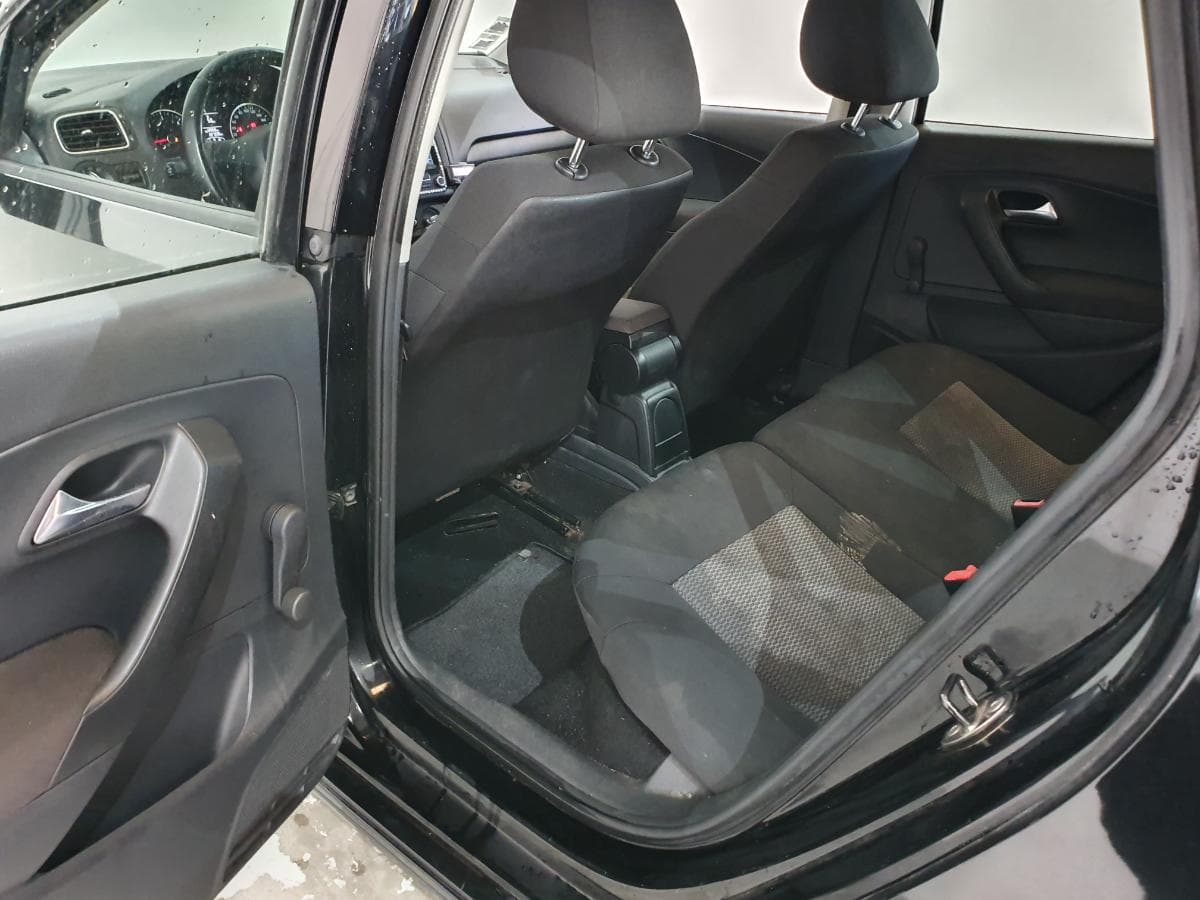 Volkswagen Polo 1.2 TDI · Ano 2012 — imagen 36
