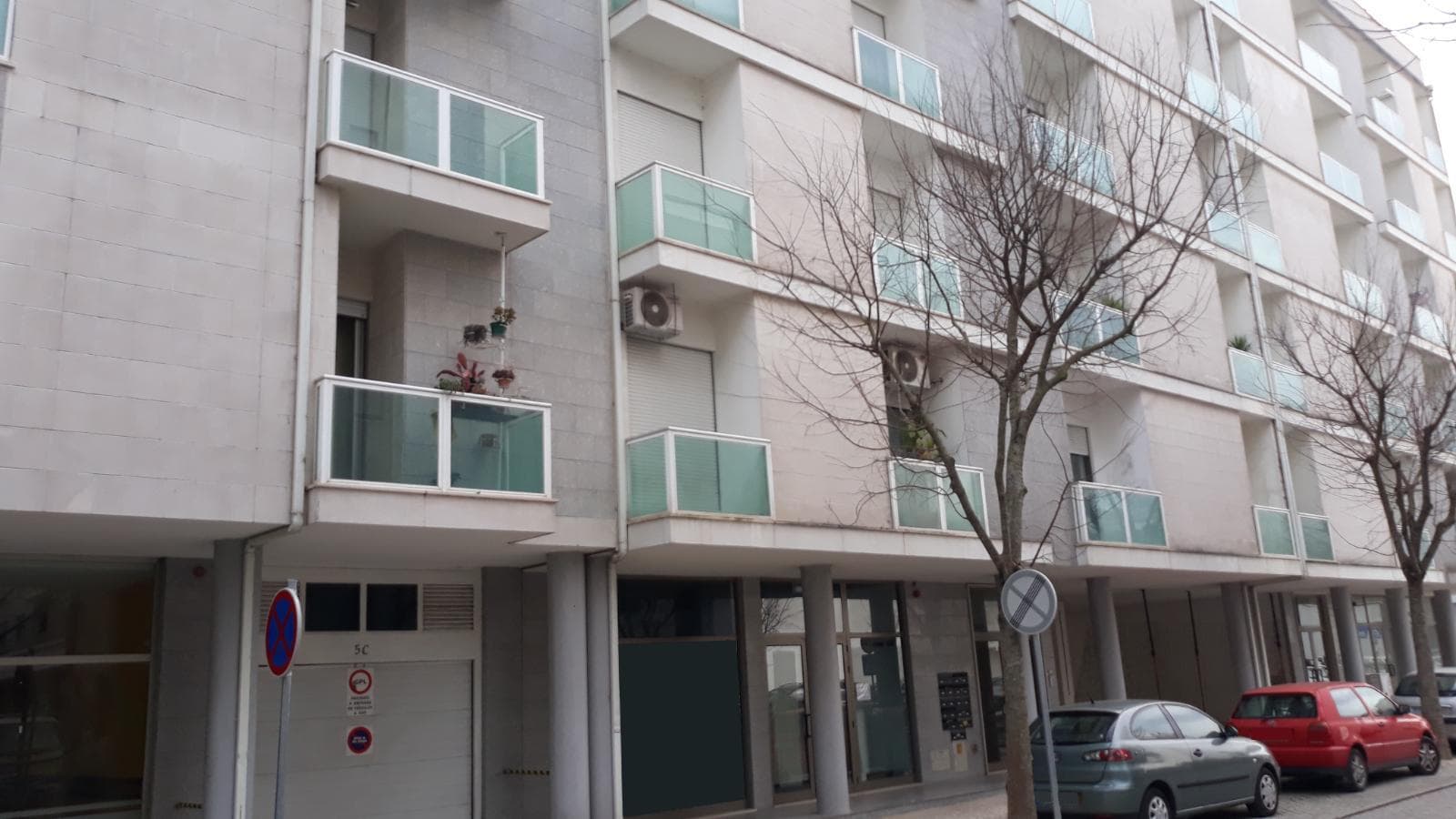 Apartamento T2 · Rio Maior — image 9