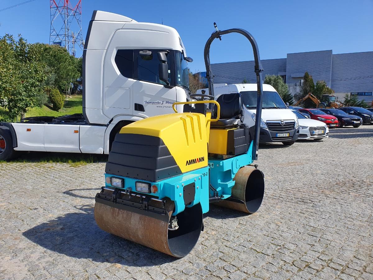 Cilindro Ammann AV20-2 · Ano 2012 — image 2