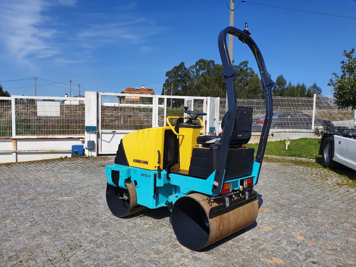 Cilindro Ammann AV20-2 · Ano 2012 — image 3