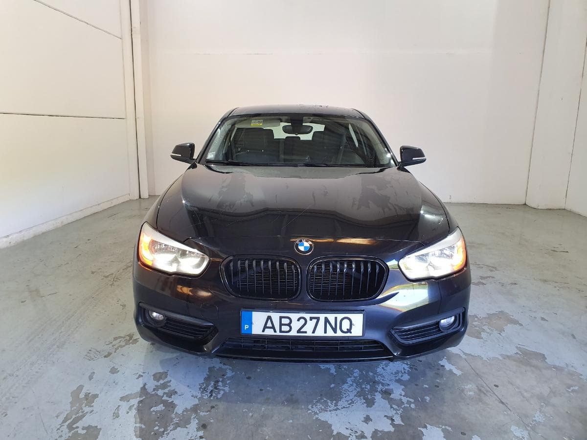 BMW 116D · Ano 2015 — imagem 3