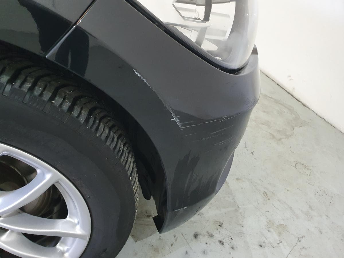 BMW 116D · Ano 2015 — imagem 14
