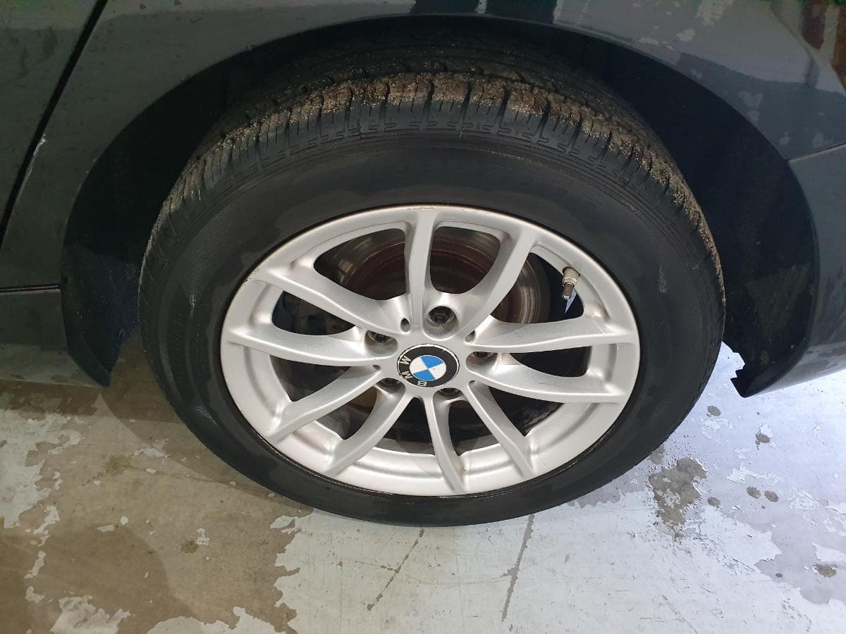 BMW 116D · Ano 2015 — imagem 16