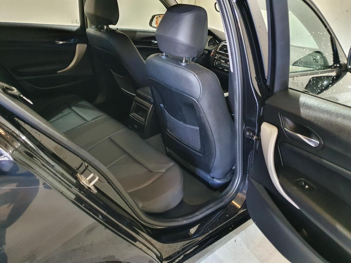 BMW 116D · Ano 2015 — imagem 25