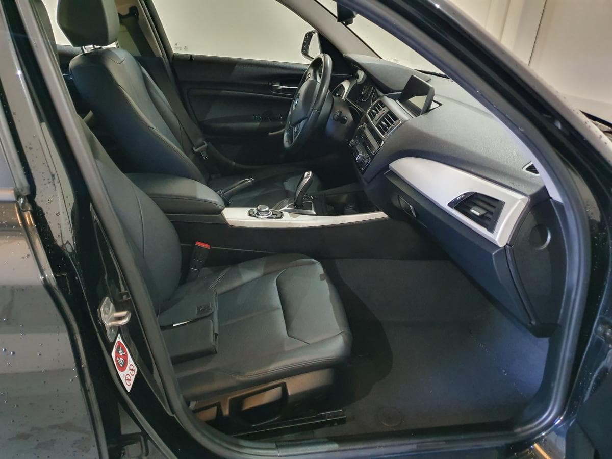 BMW 116D · Ano 2015 — imagem 27
