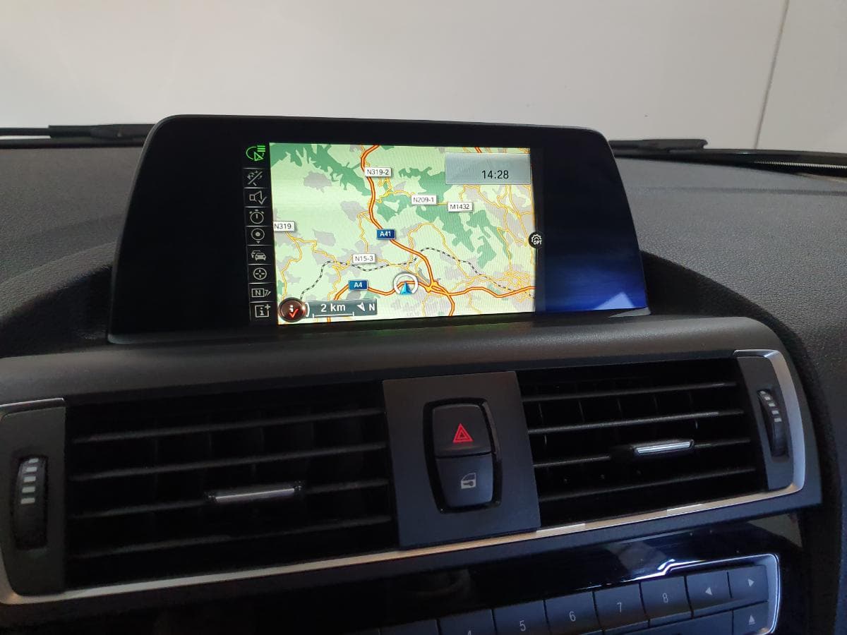 BMW 116D · Ano 2015 — imagem 34
