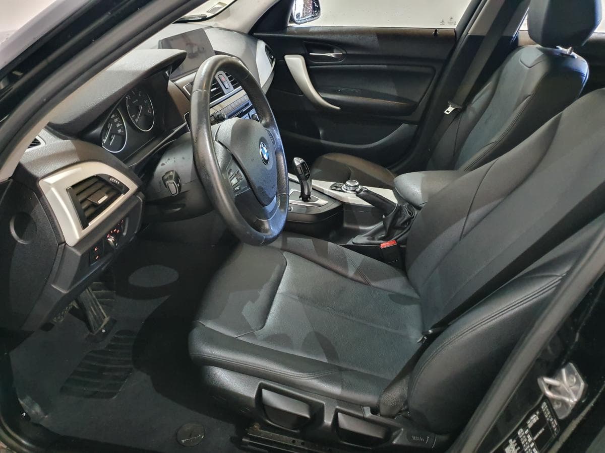 BMW 116D · Ano 2015 — imagem 39