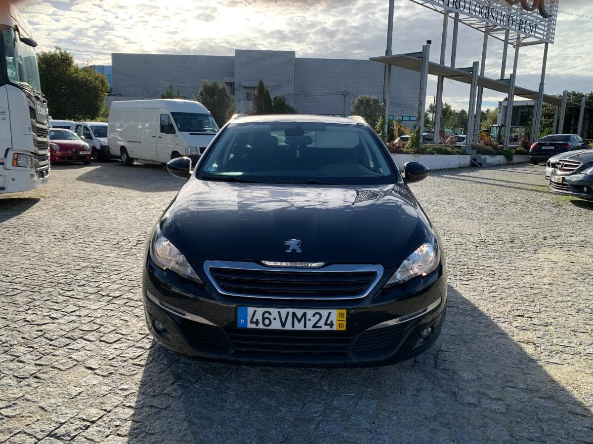 Peugeot 308 1.6 BlueHDI · Año 2015 — imagen 4