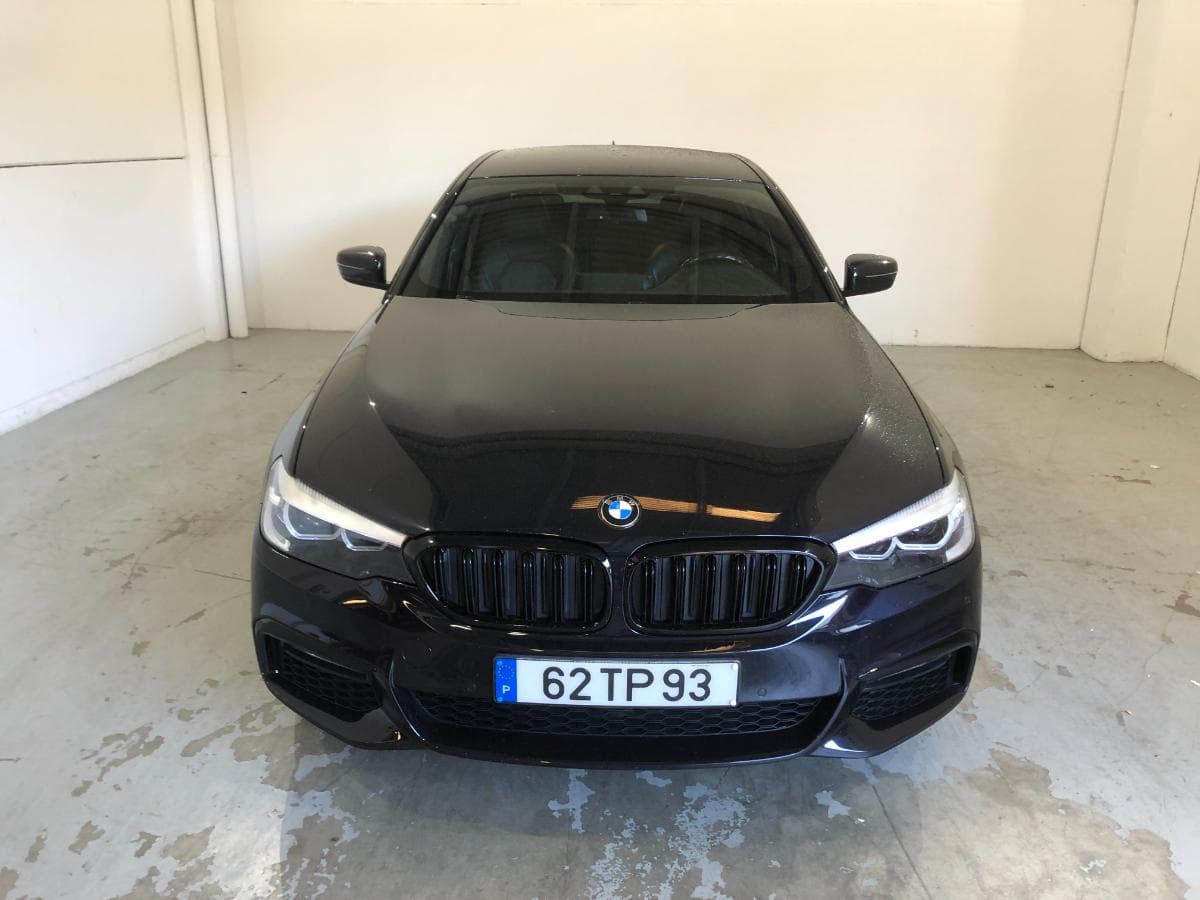 BMW 530E · Elétrico/Gasolina · Ano 2017 — imagem 3