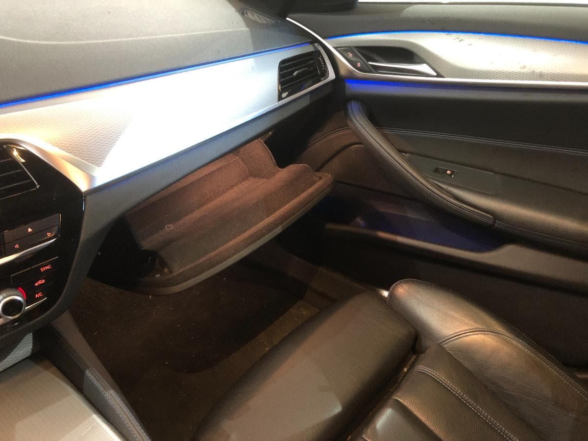 BMW 530E · Elétrico/Gasolina · Ano 2017 — imagem 26