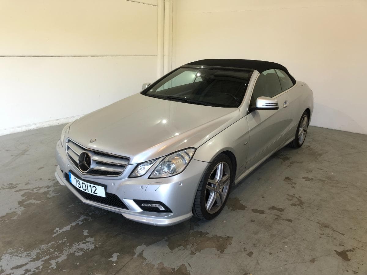Mercedes-Benz E350 CDI Cabrio · Ano 2011 — imagem 2