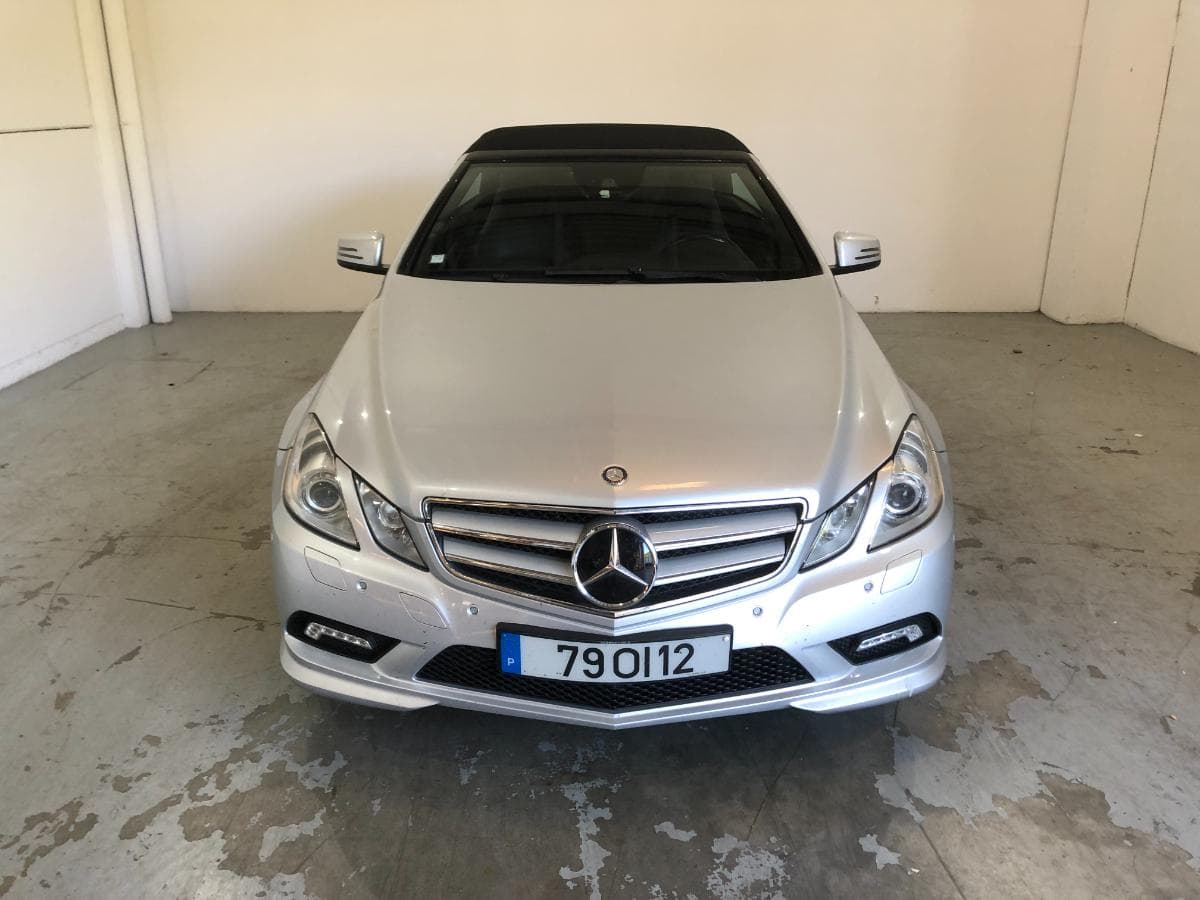 Mercedes-Benz E350 CDI Cabrio · Ano 2011 — imagem 3