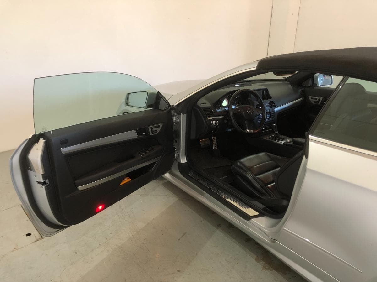 Mercedes-Benz E350 CDI Cabrio · Ano 2011 — imagem 18