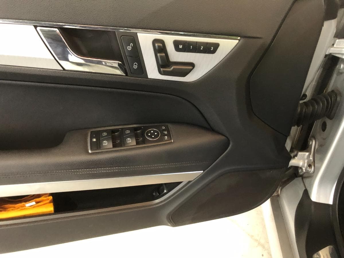 Mercedes-Benz E350 CDI Cabrio · Ano 2011 — imagem 29