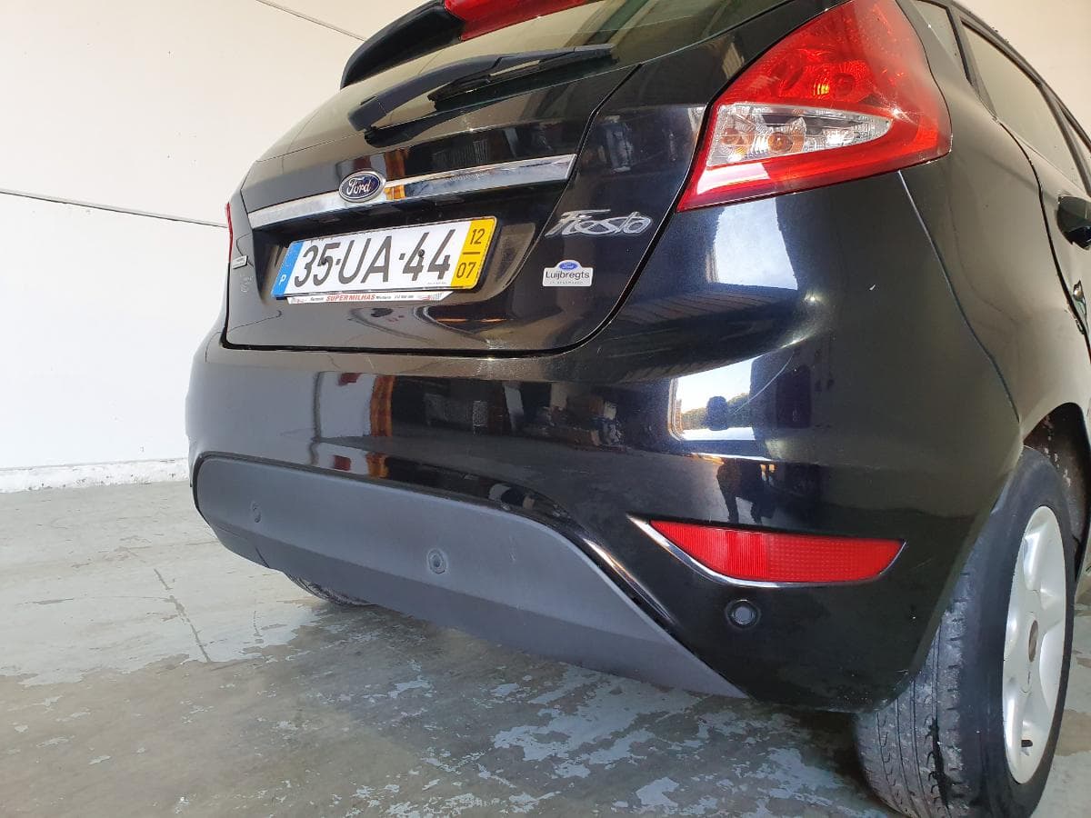 Ford Fiesta 1.6TDCI · Ano 2012 — imagen 8