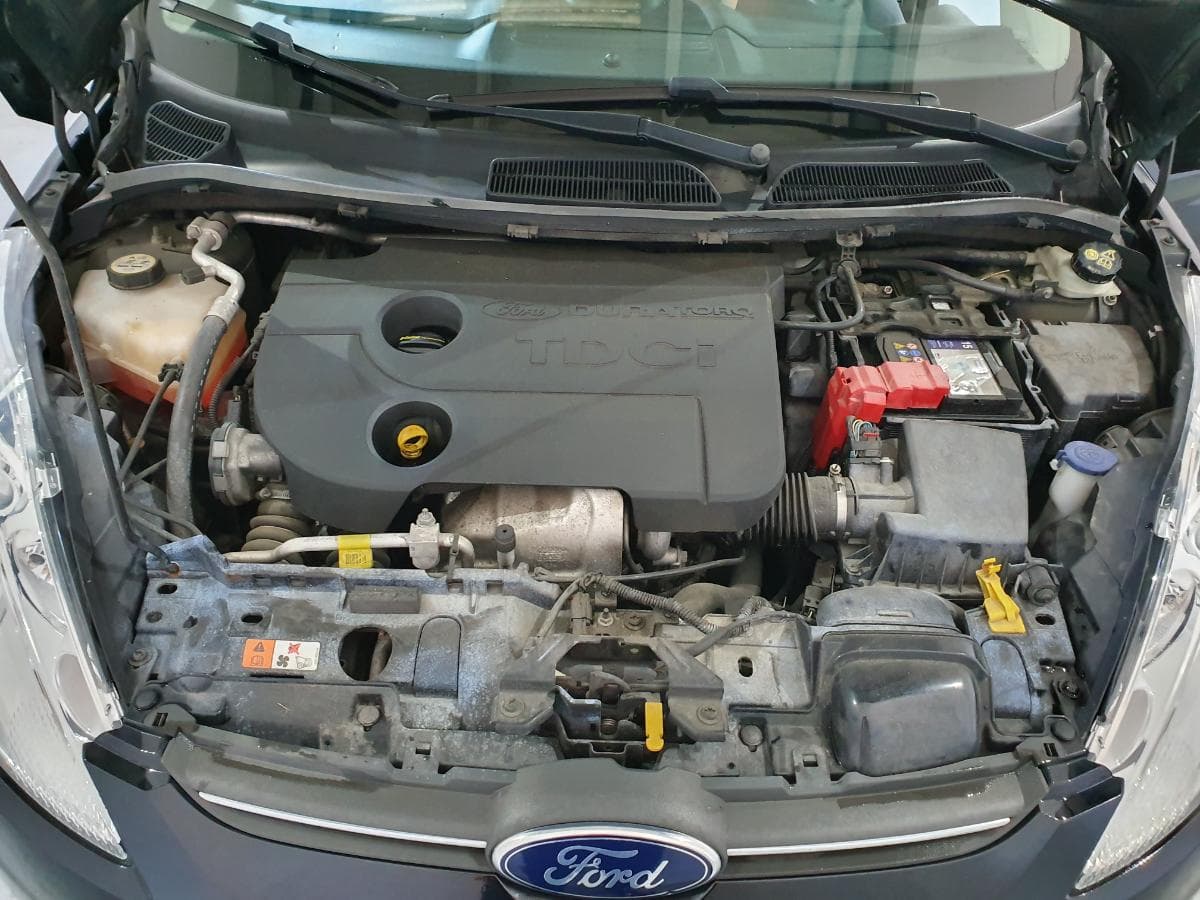 Ford Fiesta 1.6TDCI · Ano 2012 — imagen 4