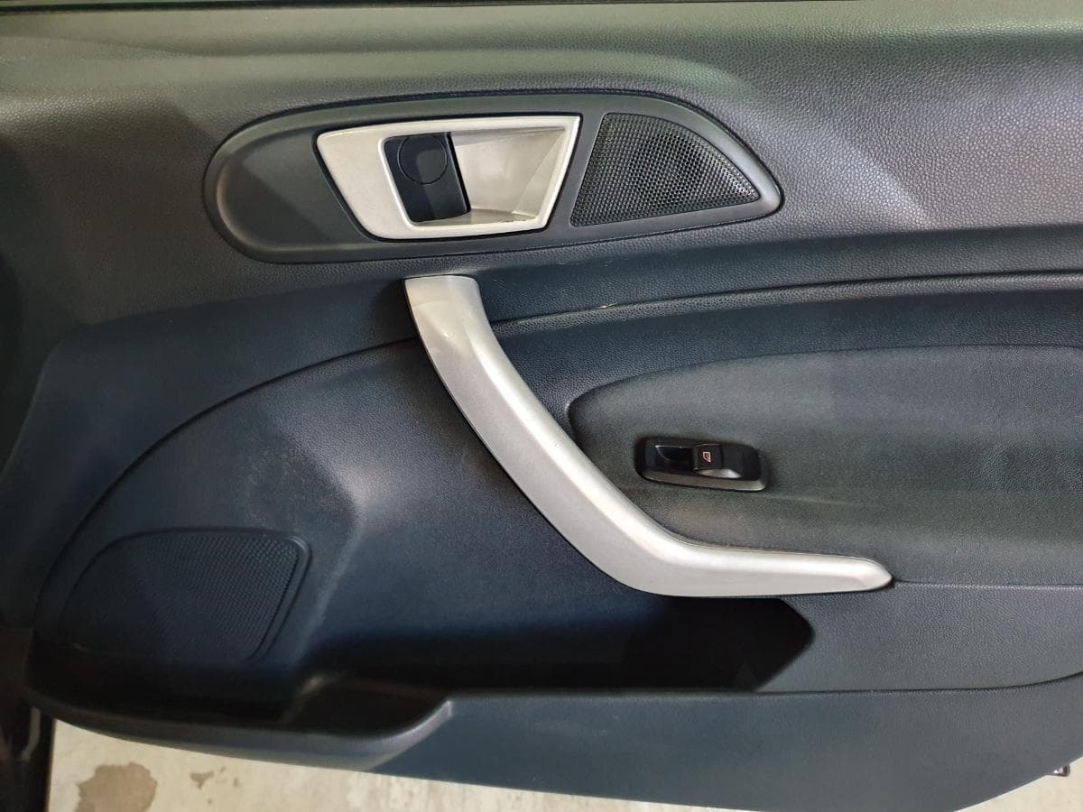 Ford Fiesta 1.6TDCI · Ano 2012 — imagen 25