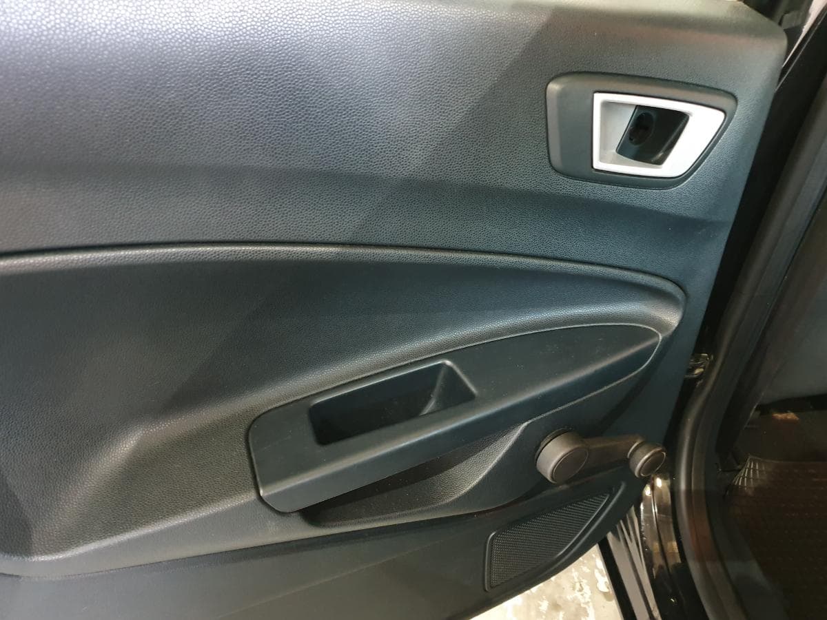 Ford Fiesta 1.6TDCI · Ano 2012 — imagen 29