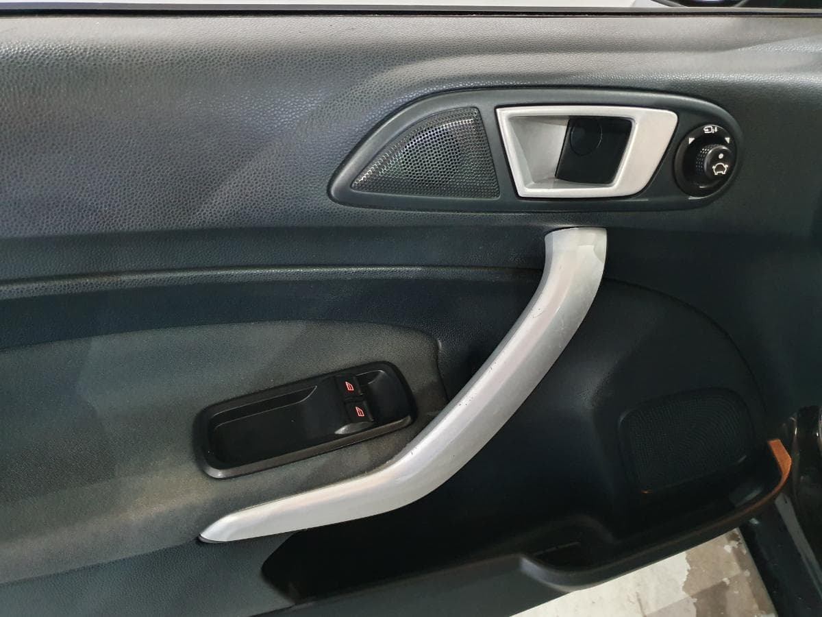 Ford Fiesta 1.6TDCI · Ano 2012 — imagen 34