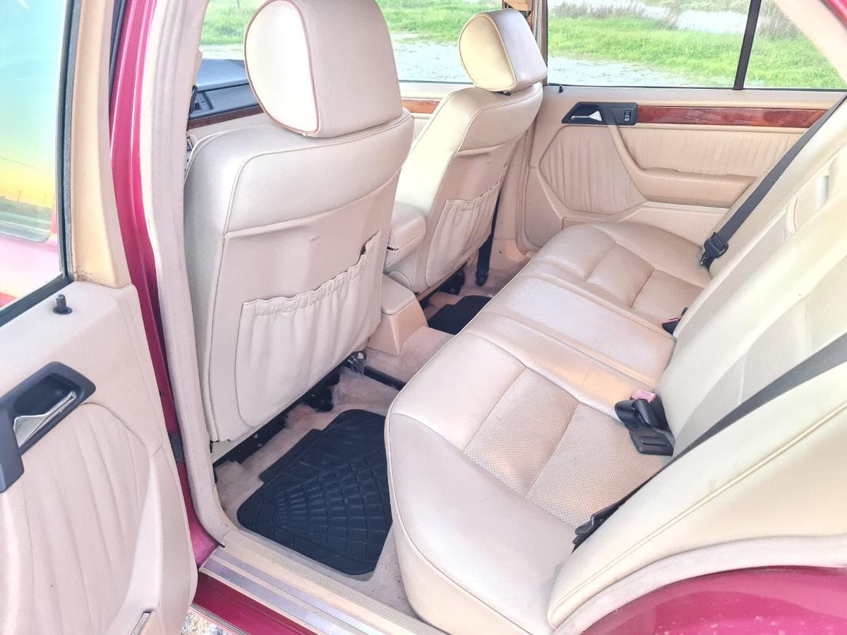 Mercedes-Benz 300E 24V · Ano 1995 — imagem 20
