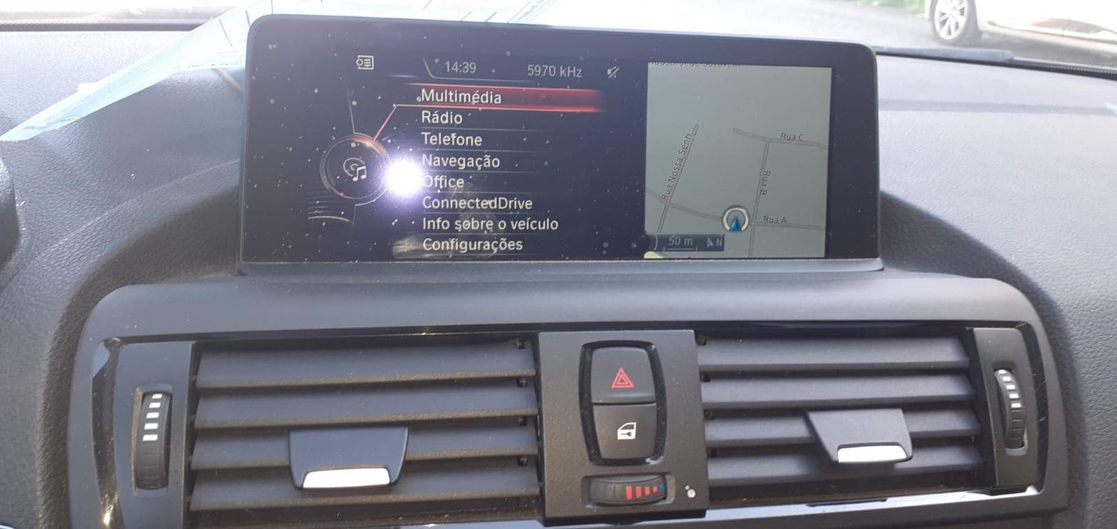 BMW 120d  · Ano 2014 — imagem 24