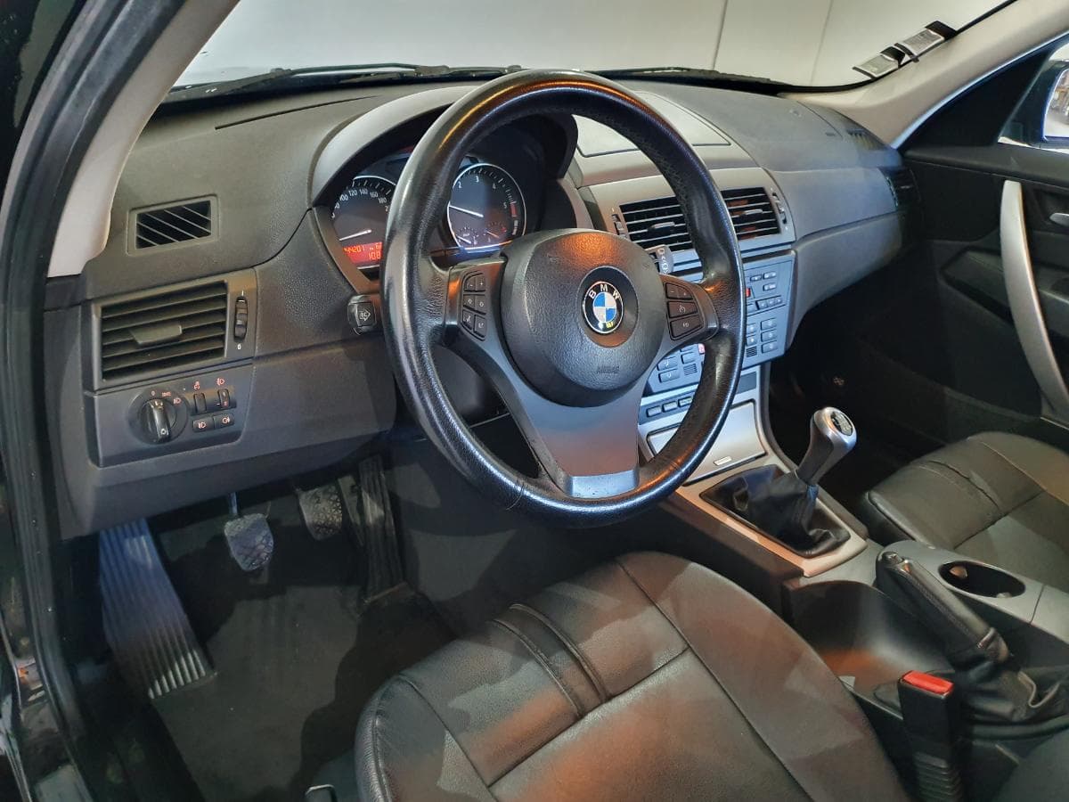 BMW X3 2.0D · Ano 2006 — image 30