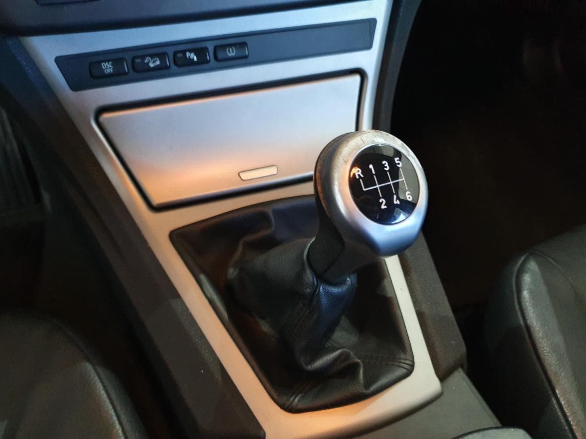 BMW X3 2.0D · Ano 2006 — image 33