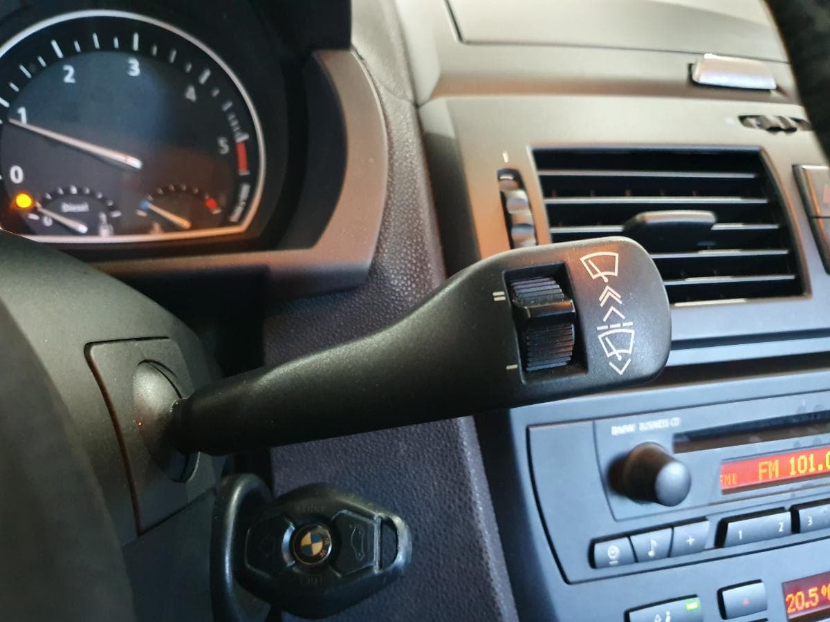 BMW X3 2.0D · Ano 2006 — image 37