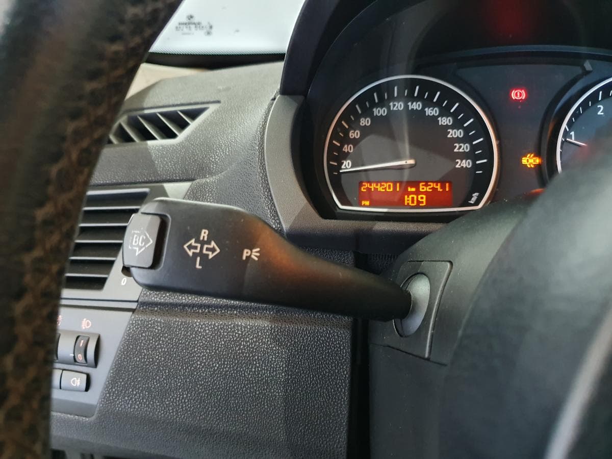 BMW X3 2.0D · Ano 2006 — image 38