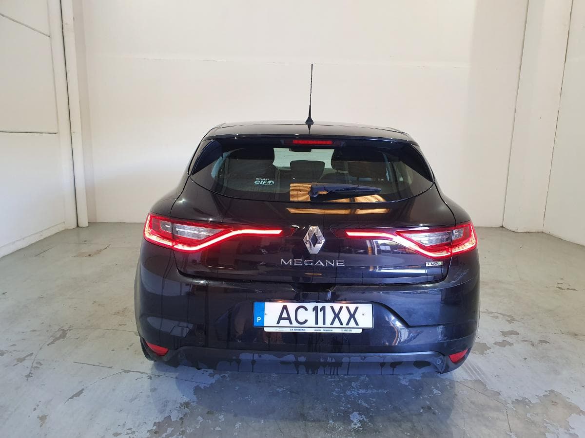 Renault Mégane 1.5DCI · Ano 2017 — imagem 6