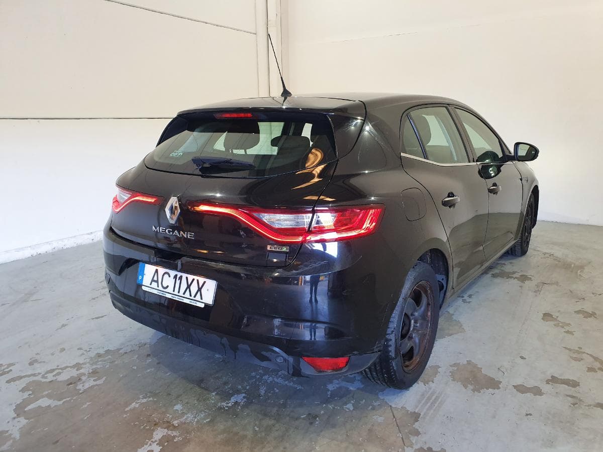 Renault Mégane 1.5DCI · Ano 2017 — imagem 5