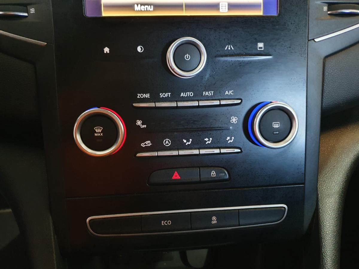 Renault Mégane 1.5DCI · Ano 2017 — imagem 48