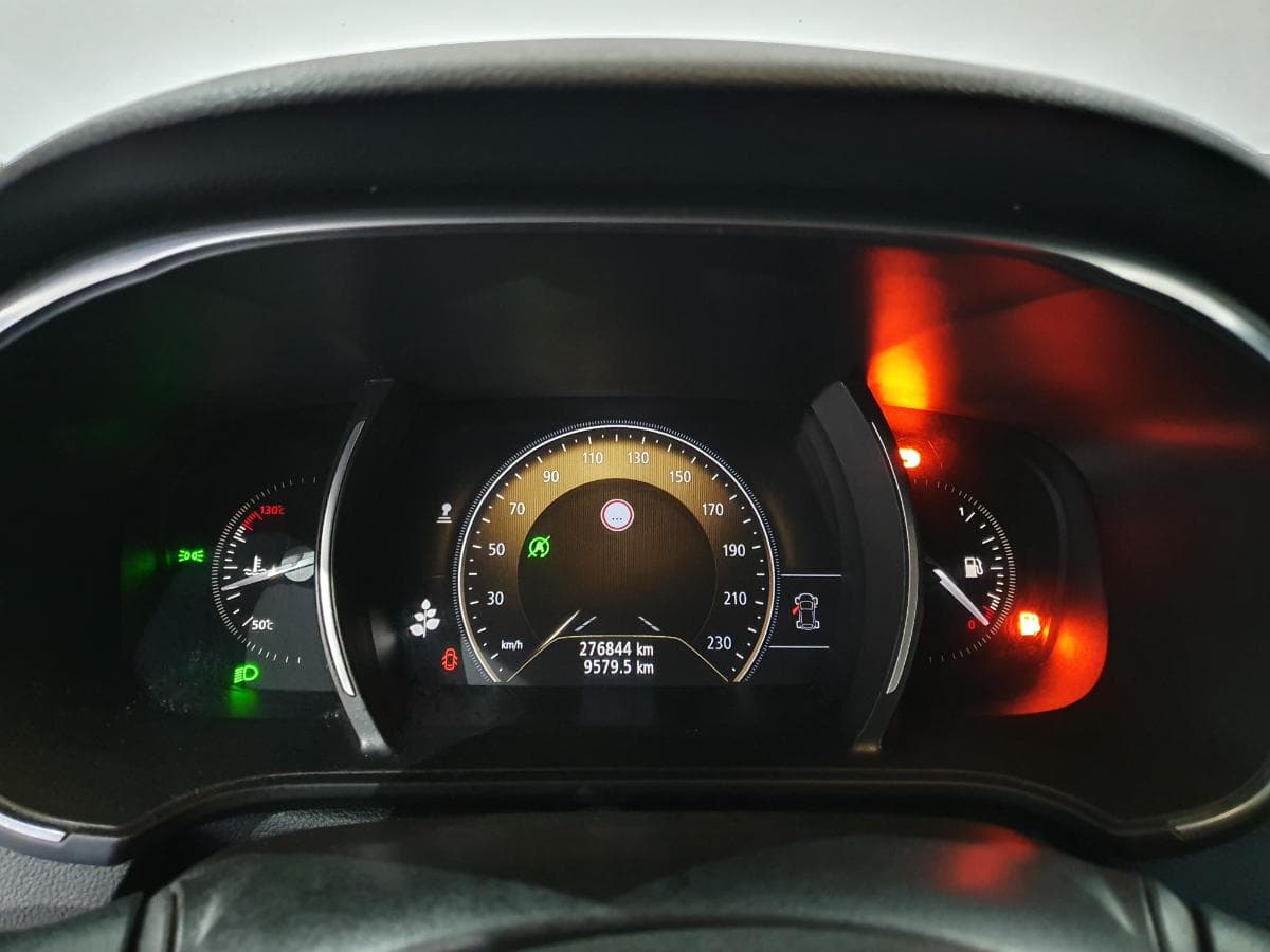 Renault Mégane 1.5DCI · Ano 2017 — imagem 49