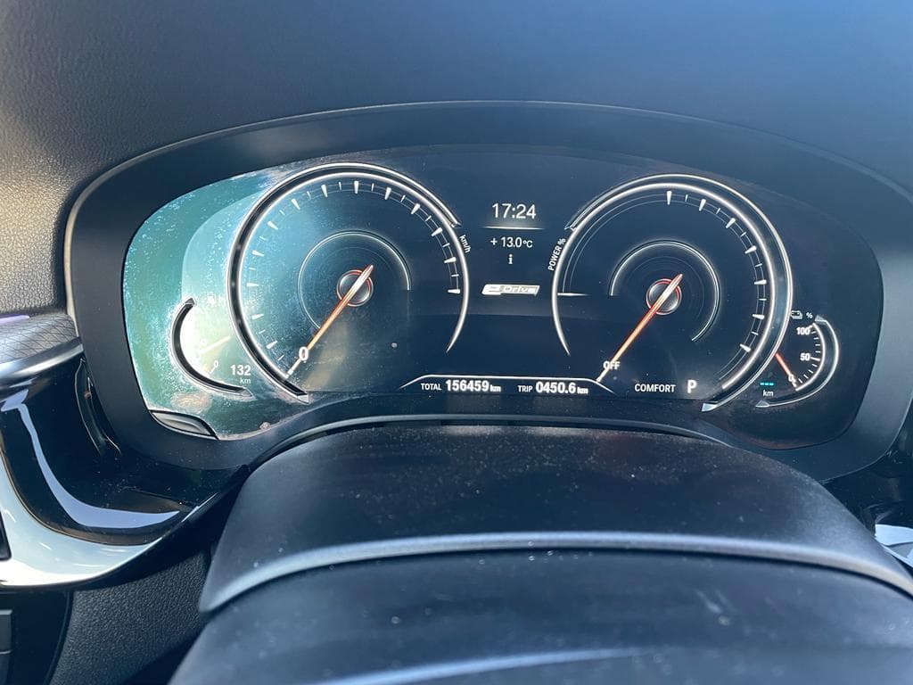 BMW 530E · Elétrico/Gasolina · Ano 2017 — imagem 32