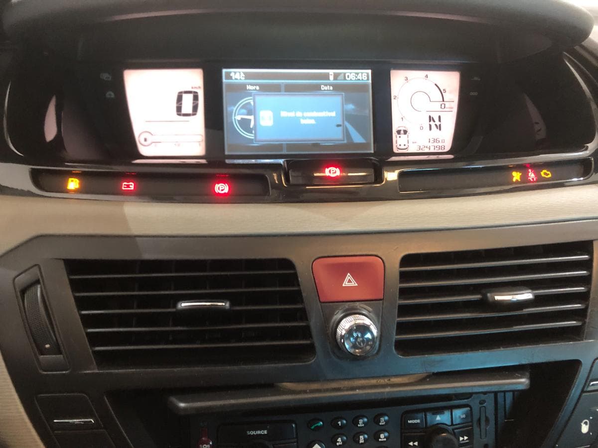 Citroën C4 Picasso · Ano 2007 — imagem 25
