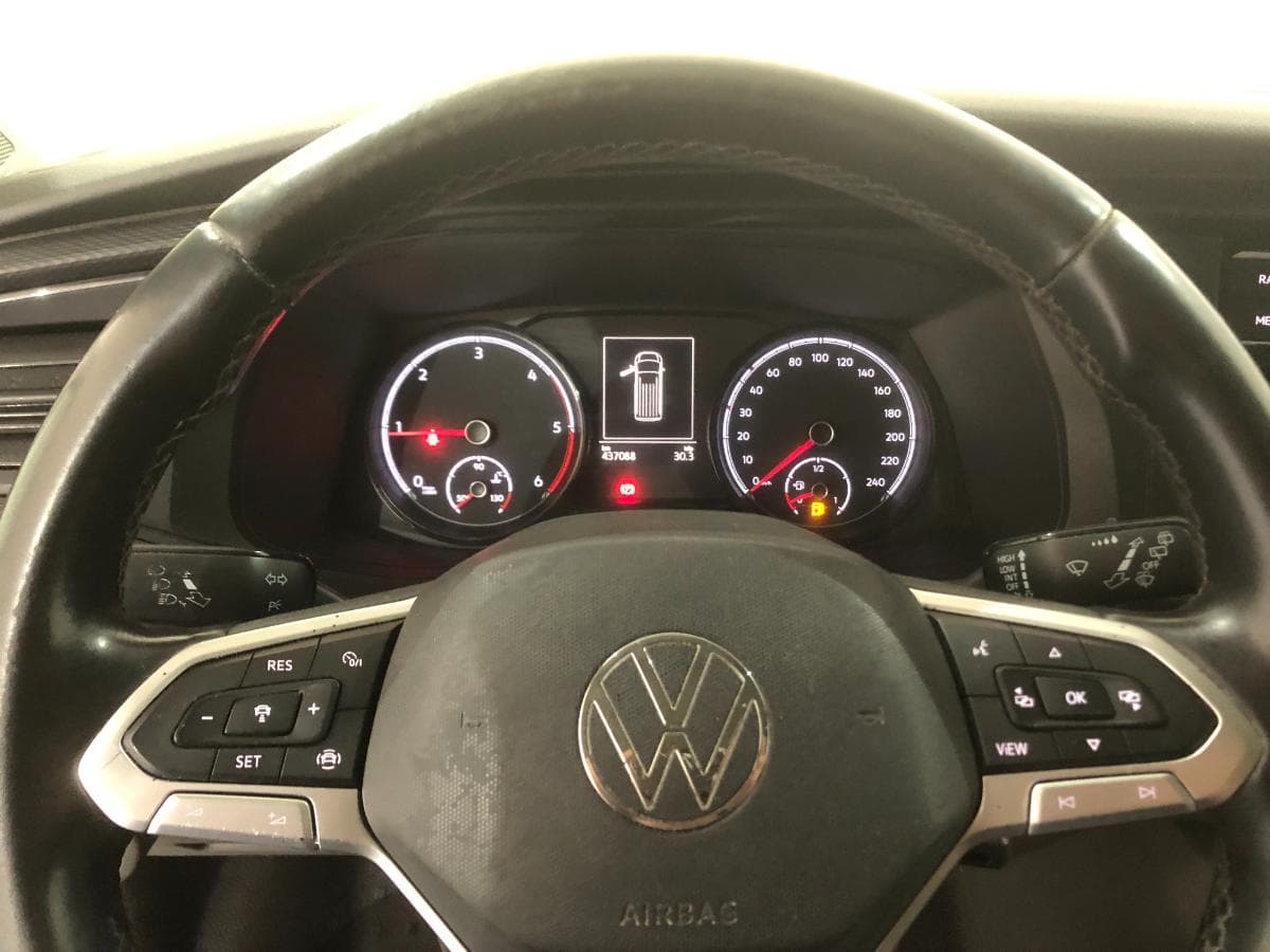 Volkswagen Transporter · Ano 2020 — imagen 31