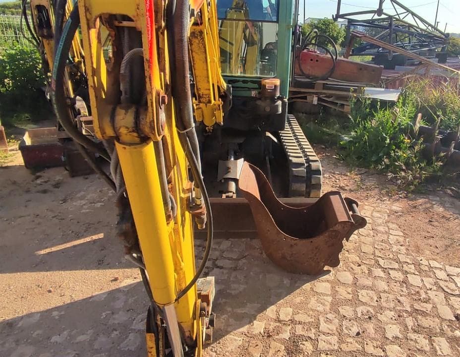 Mini Giratória Yanmar — imagen 5