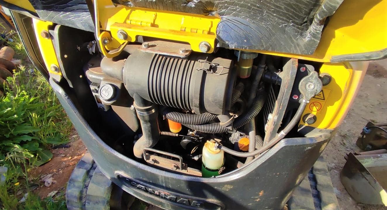 Mini Giratória Yanmar — imagen 10