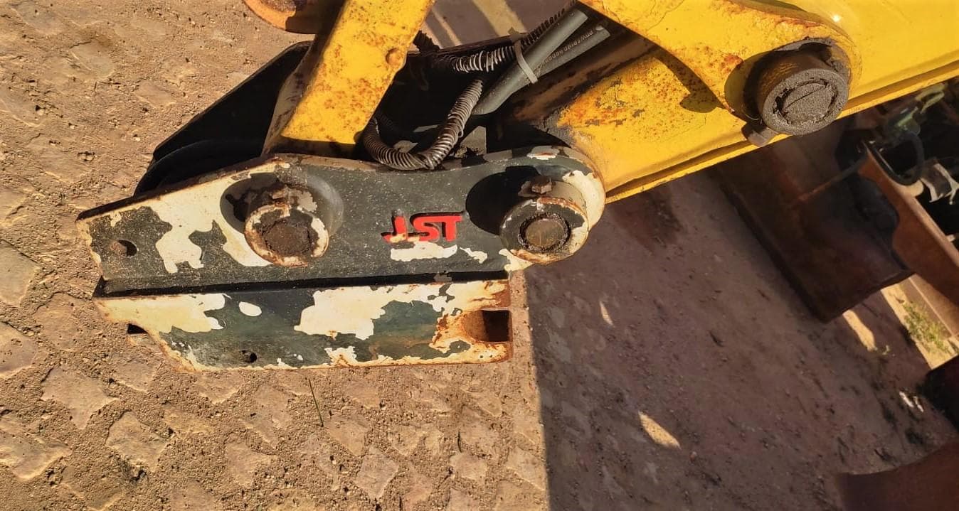 Mini Giratória Yanmar — imagen 14