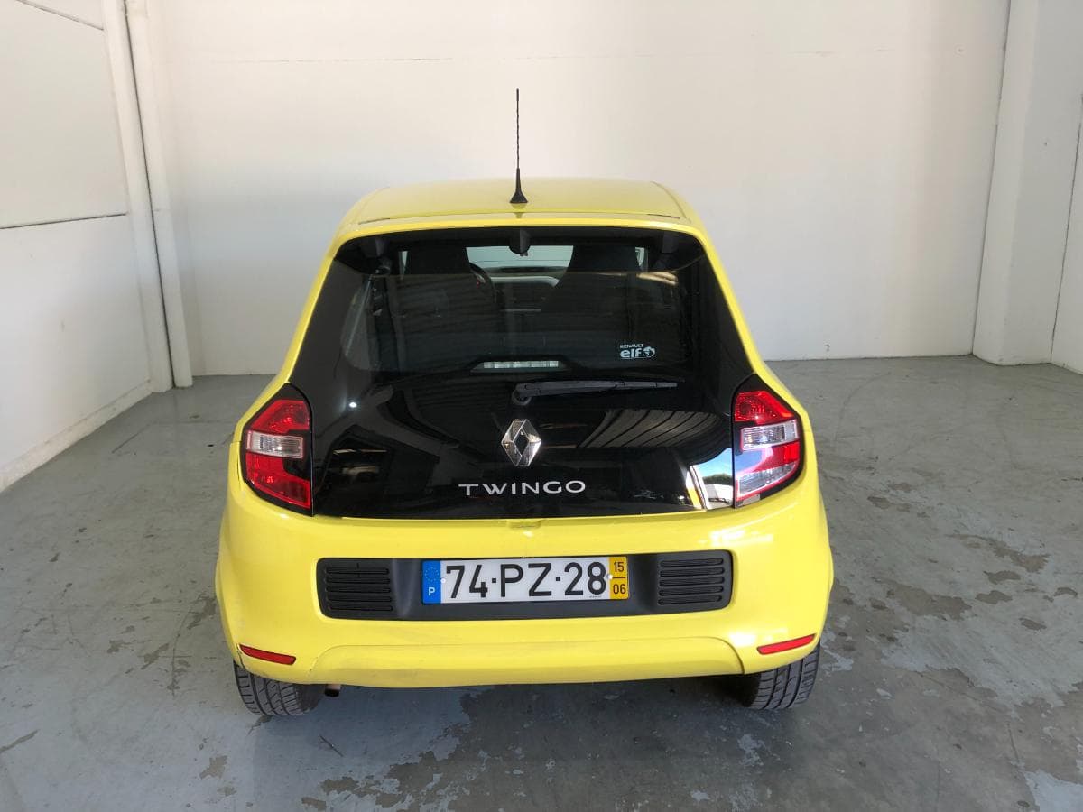 Renault Twingo · Ano 2015 — image 6