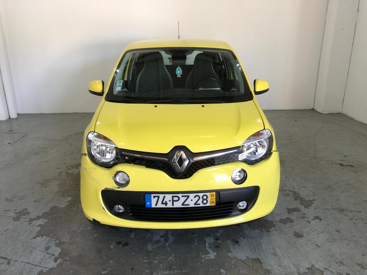 Renault Twingo · Ano 2015 — image 2