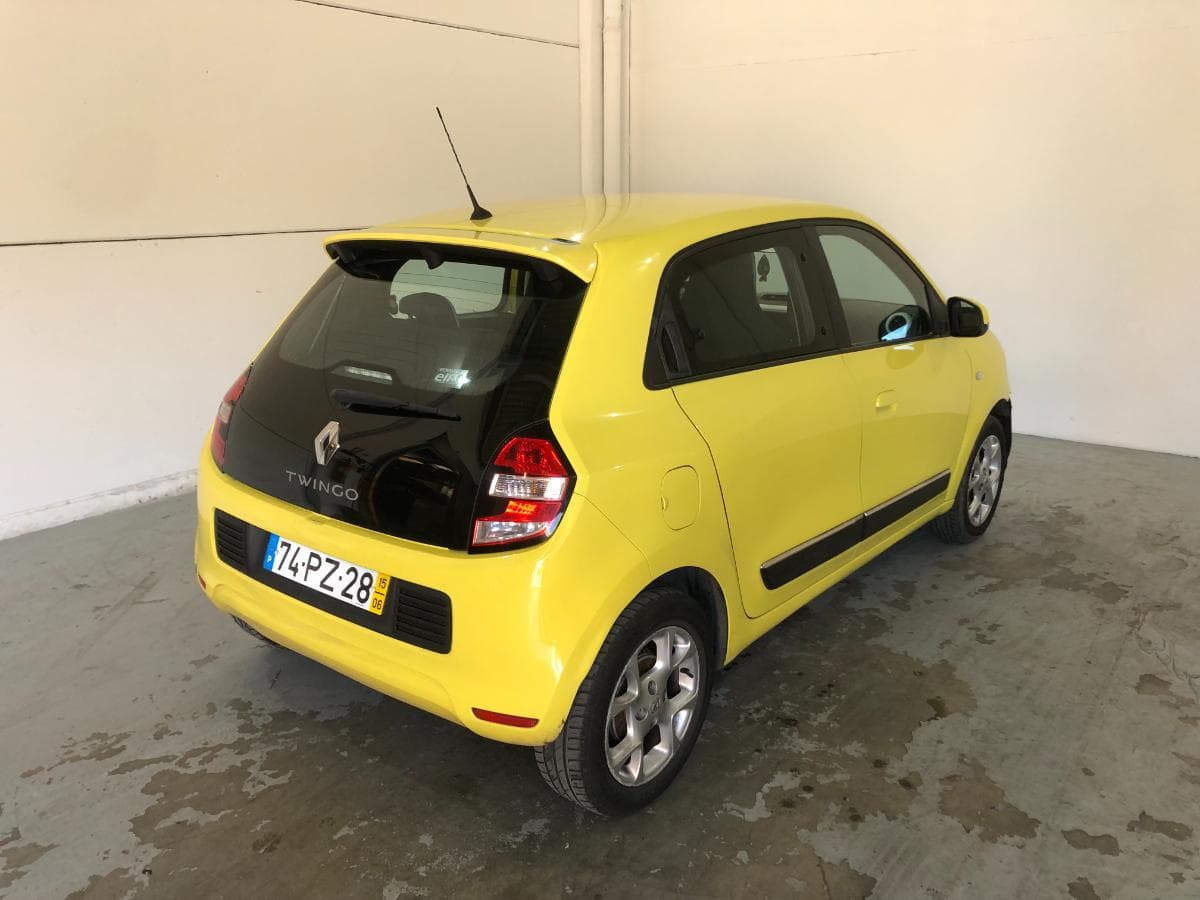 Renault Twingo · Ano 2015 — image 10