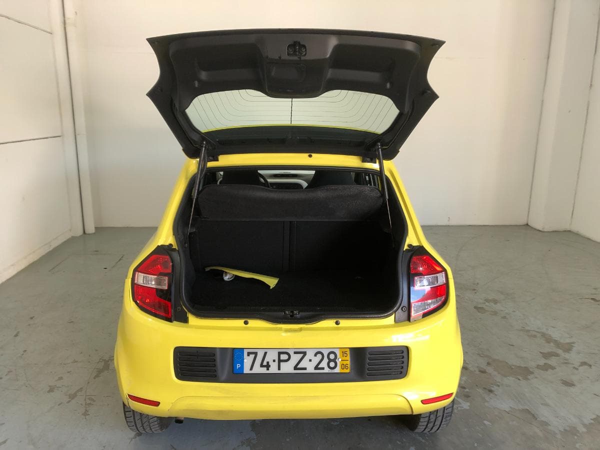 Renault Twingo · Ano 2015 — image 7