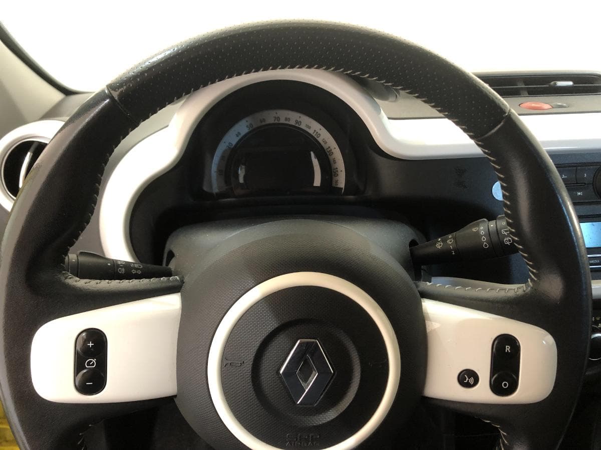 Renault Twingo · Ano 2015 — image 21