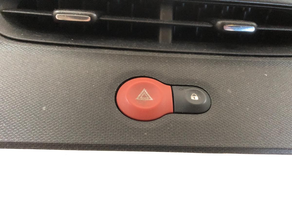 Renault Twingo · Ano 2015 — image 25