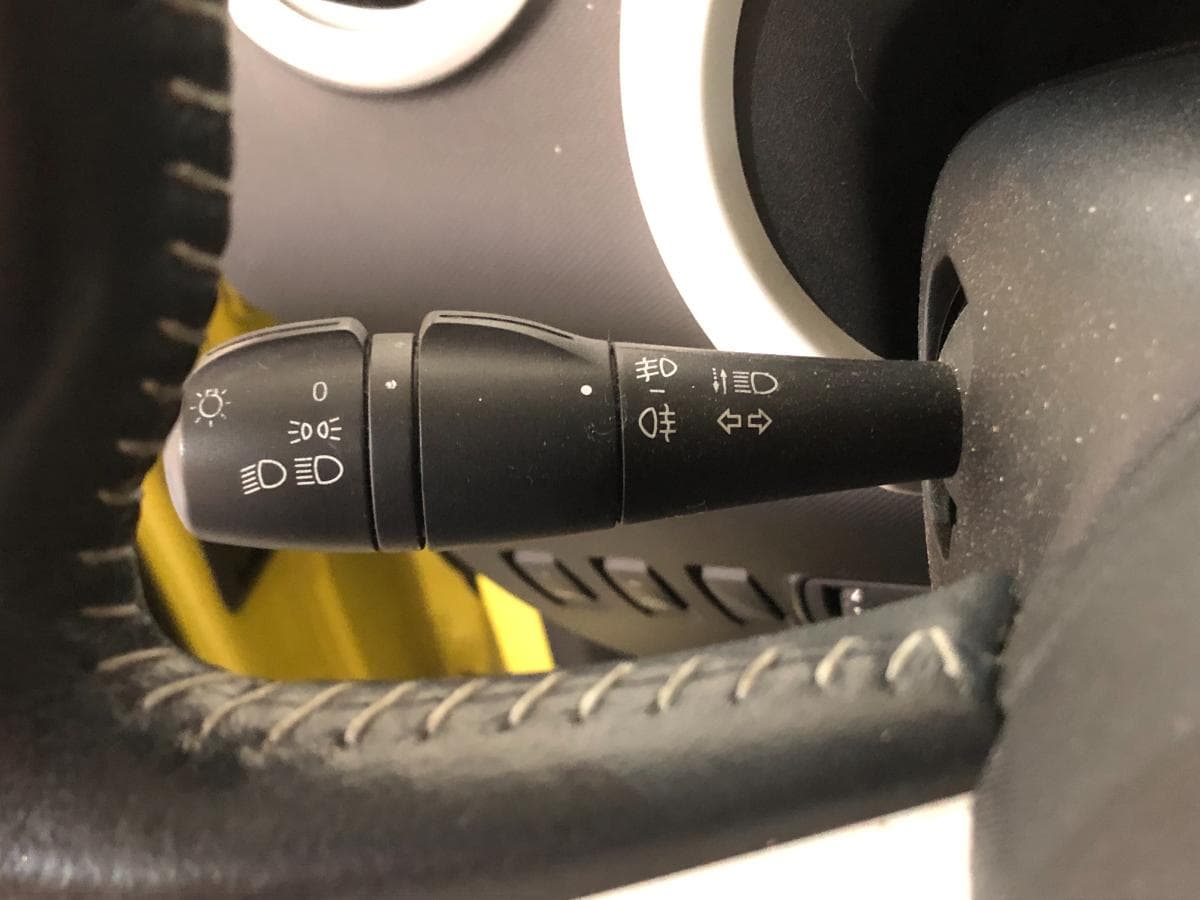 Renault Twingo · Ano 2015 — image 31