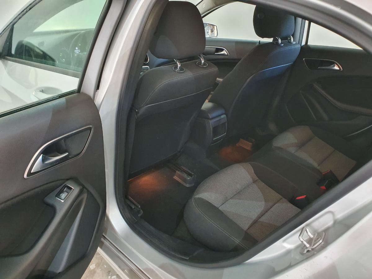 Mercedes-Benz A200 1.8 CDI · Ano 2012 — imagen 18