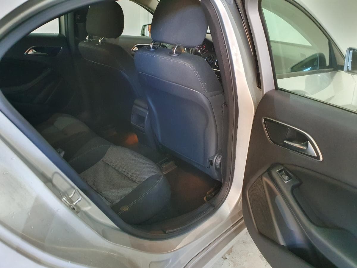 Mercedes-Benz A200 1.8 CDI · Ano 2012 — imagen 24