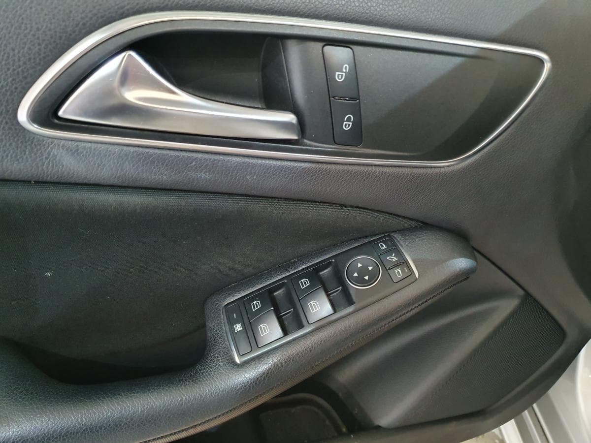 Mercedes-Benz A200 1.8 CDI · Ano 2012 — imagen 35